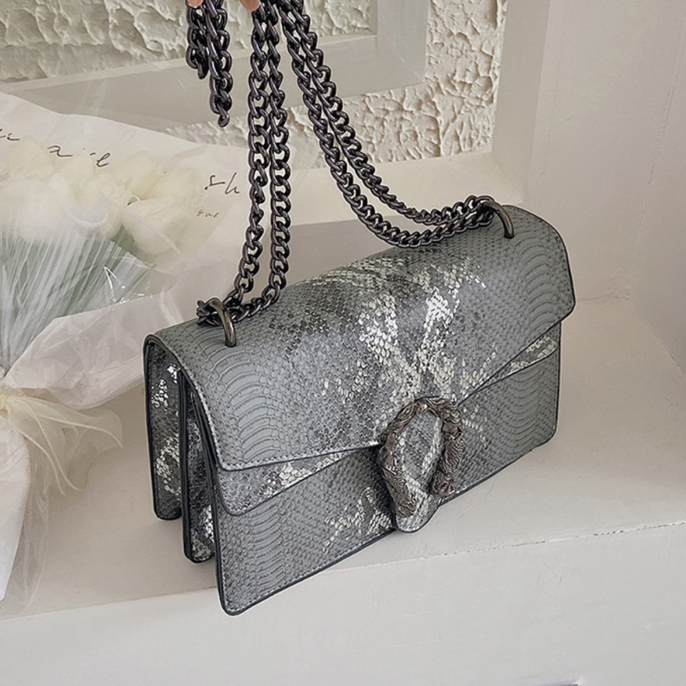 Gray Purse - Picture 7 of 7